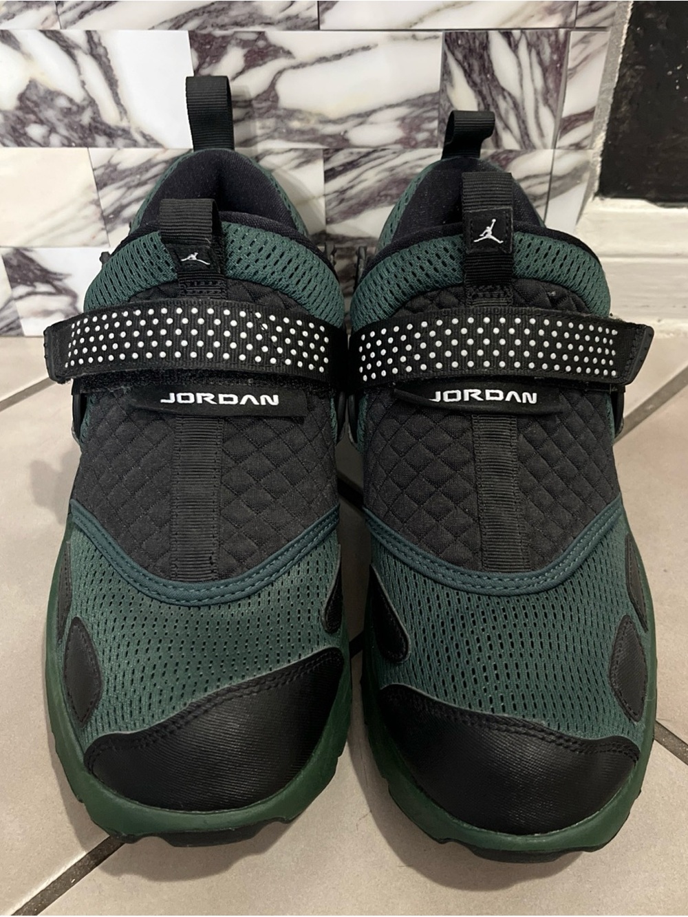 NEW Jordan Trunner ‘LX Fir Green’ Sneaker HQ2164-300 Women’s Size 8